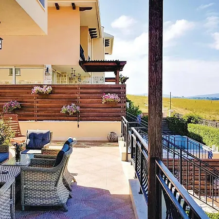 Five-bedroom Holiday In Feriehus